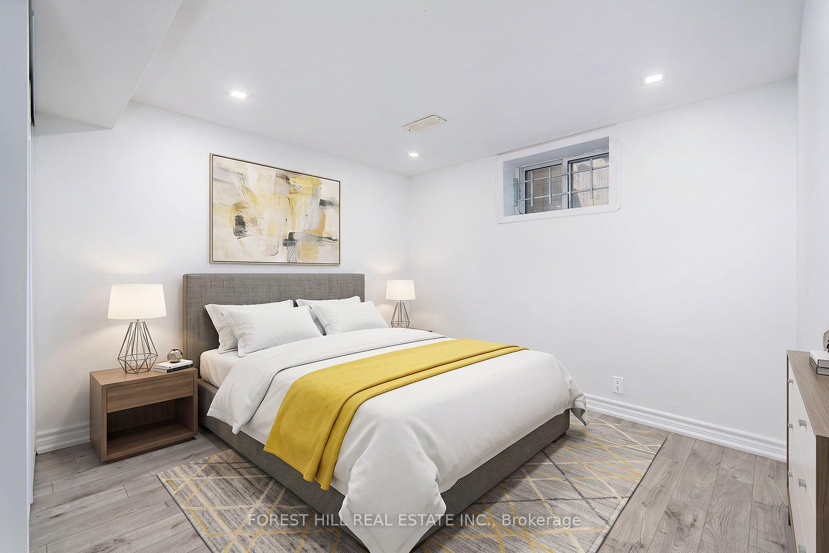 Photo 30 of 32 Stamford Square N, Scarborough, Clairlea-Birchmount — HOMEH