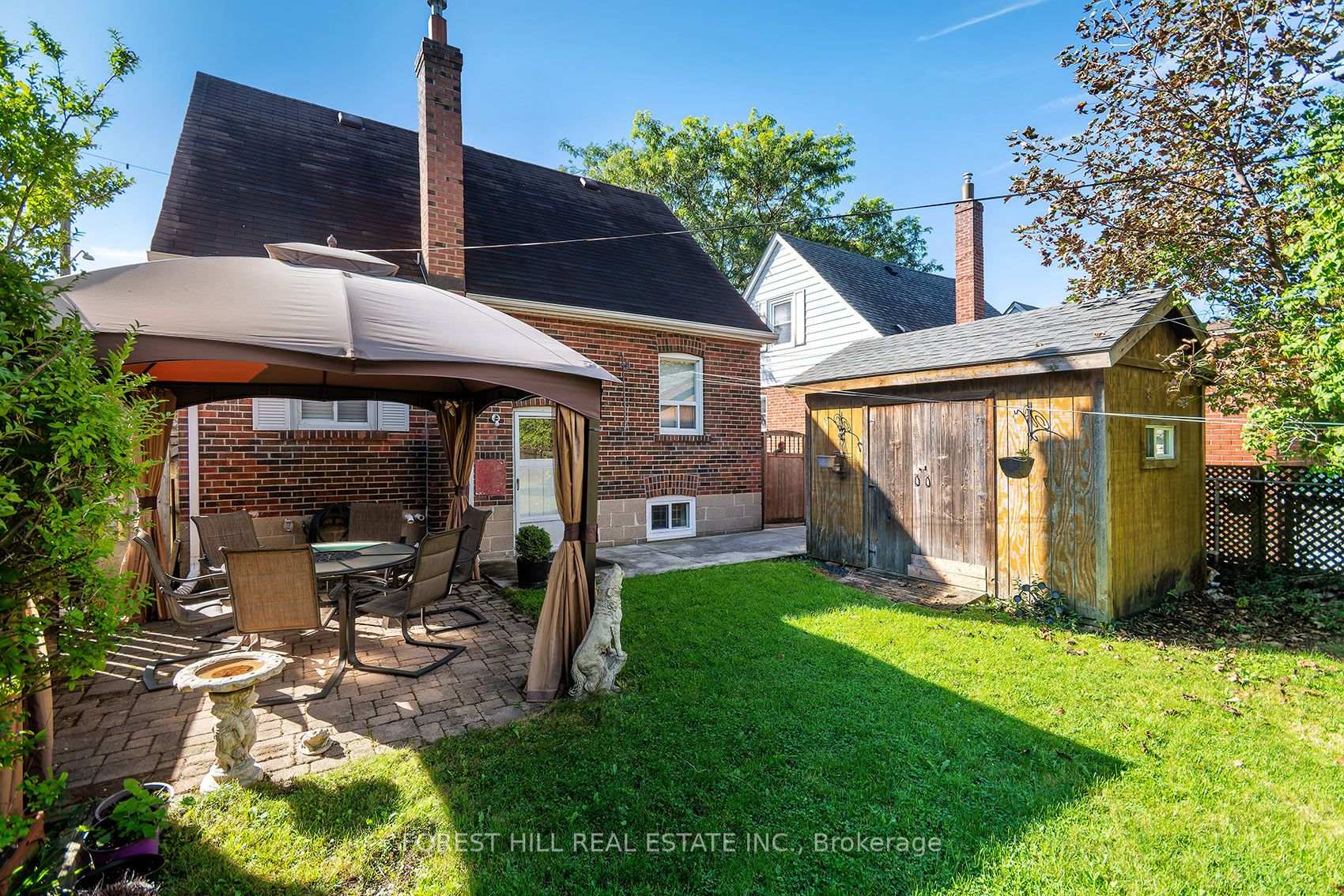 Photo 36 of 32 Stamford Square N, Scarborough, Clairlea-Birchmount — HOMEH