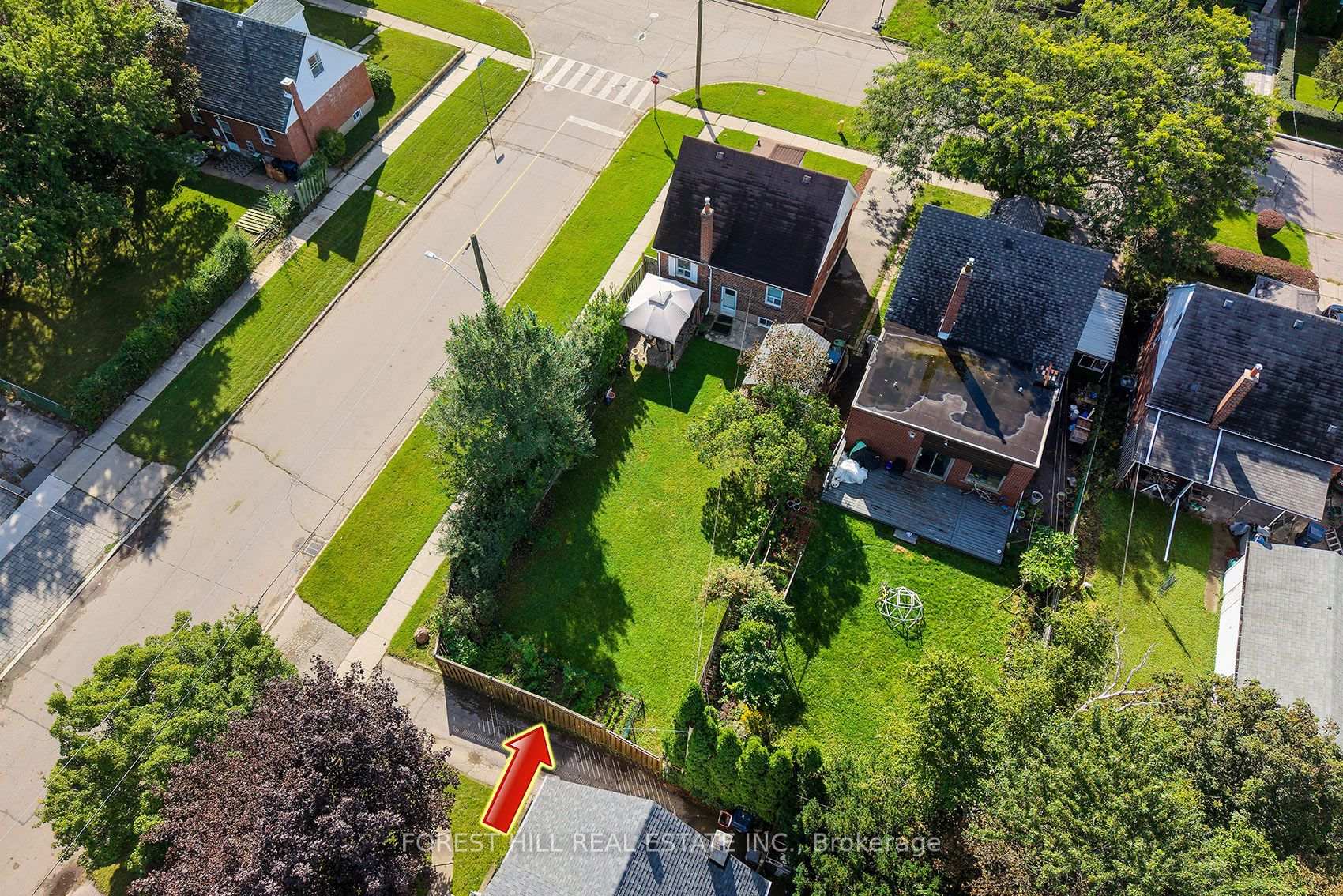 Photo 46 of 32 Stamford Square N, Scarborough, Clairlea-Birchmount — HOMEH