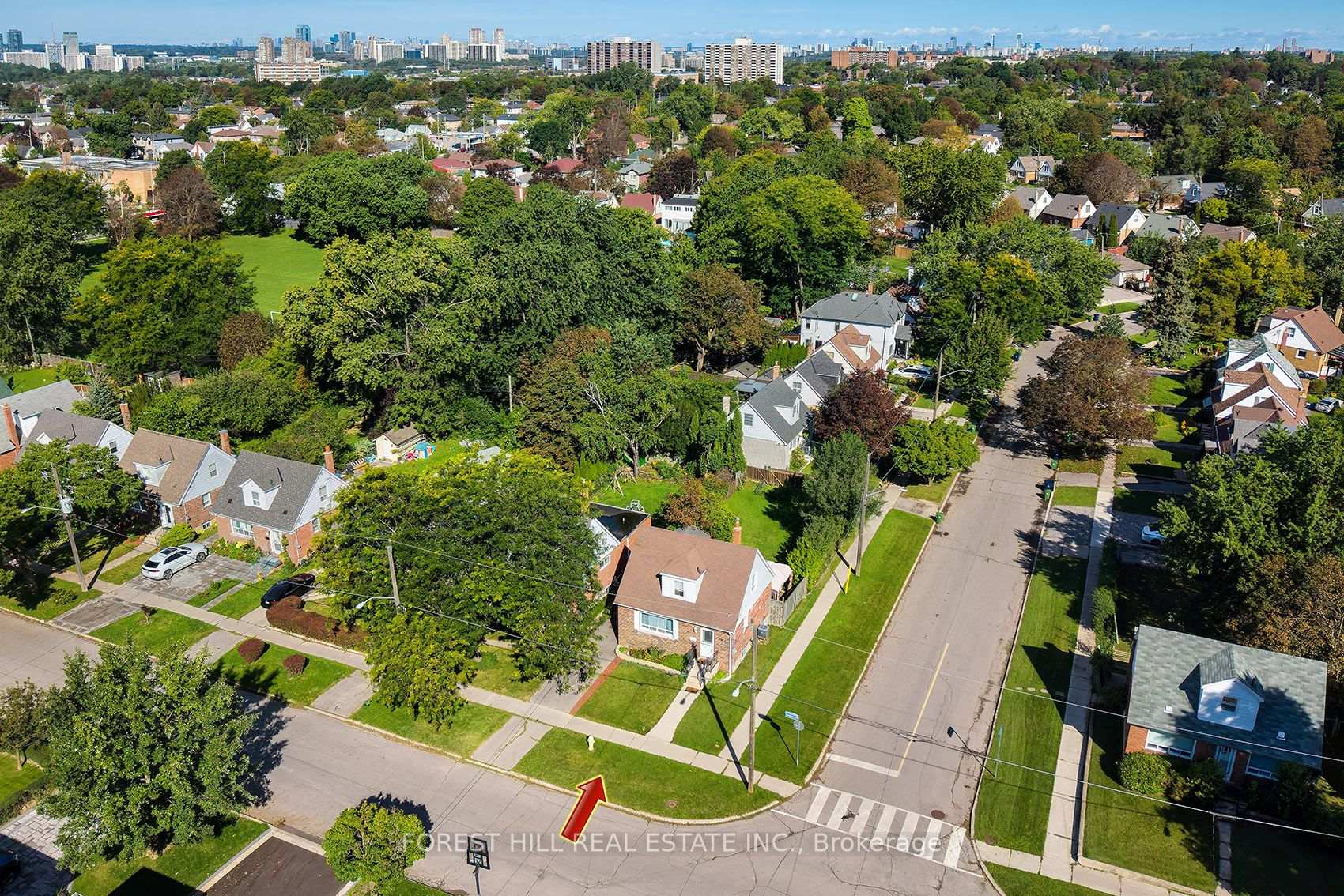 Photo 47 of 32 Stamford Square N, Scarborough, Clairlea-Birchmount — HOMEH