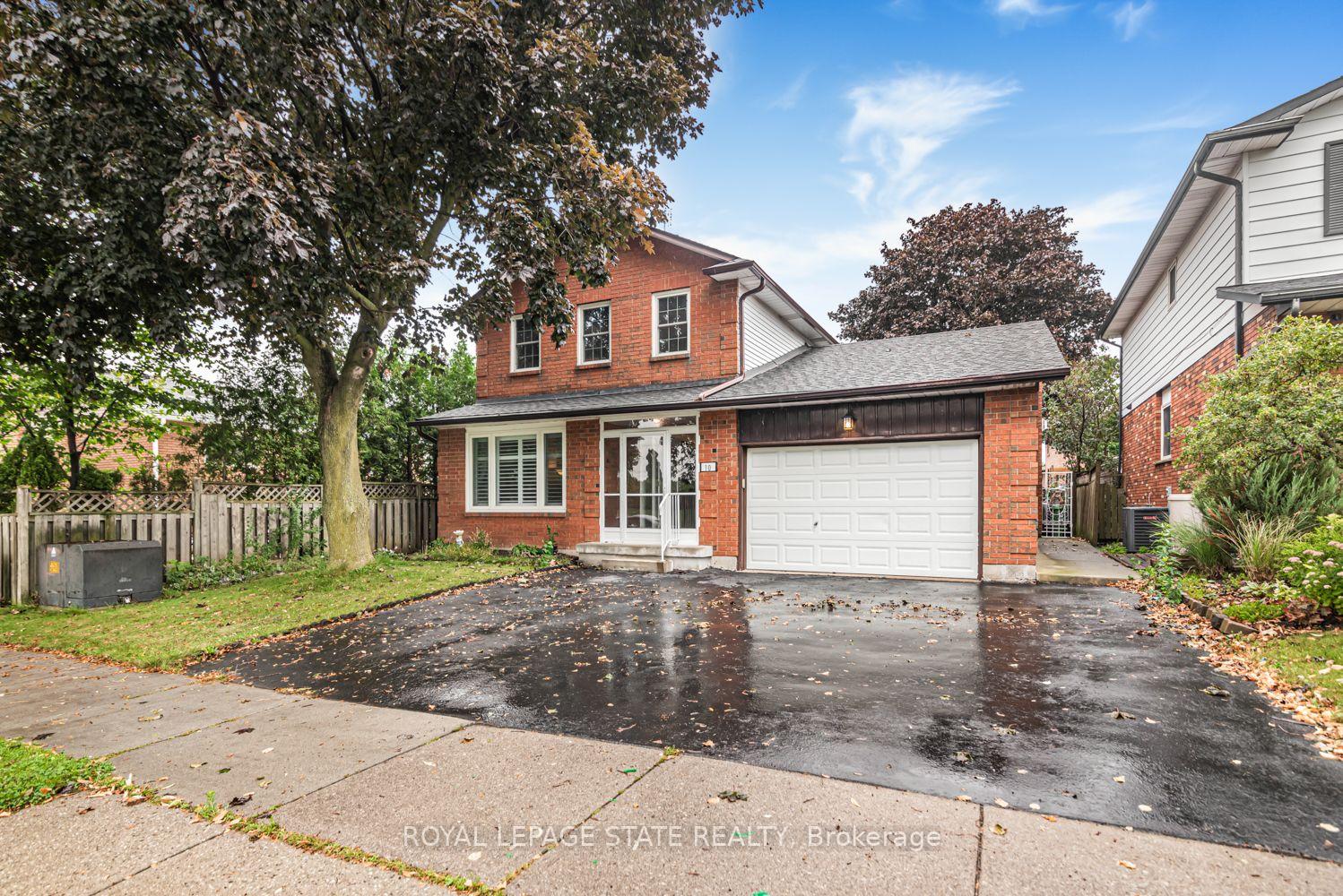 Photo 3 of 10 Atlas Street, Hamilton, Stoney Creek Mountain — HOMEH