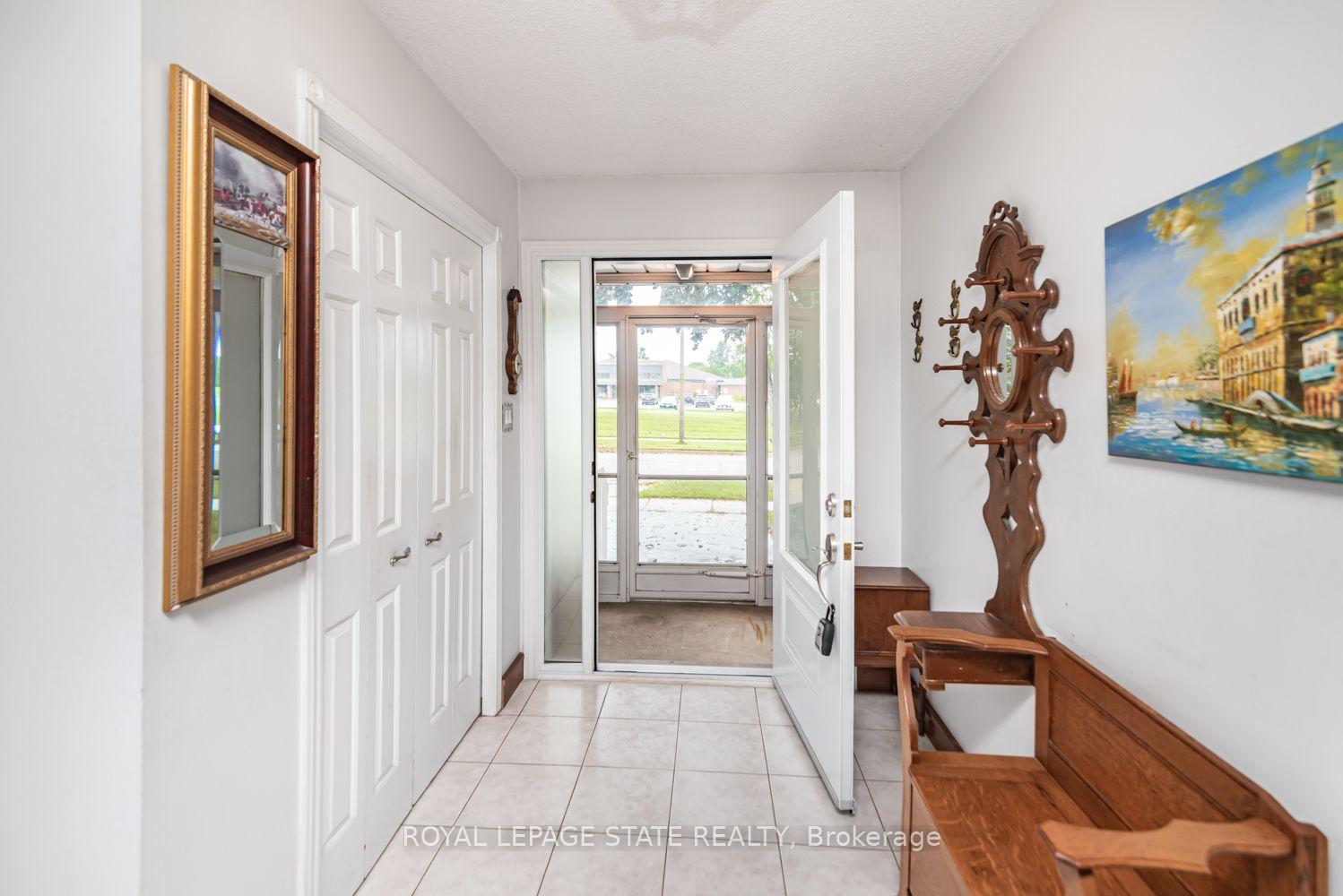 Photo 6 of 10 Atlas Street, Hamilton, Stoney Creek Mountain — HOMEH