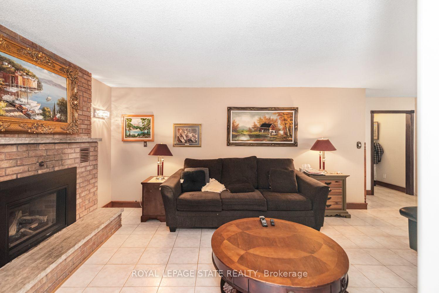 Photo 15 of 10 Atlas Street, Hamilton, Stoney Creek Mountain — HOMEH
