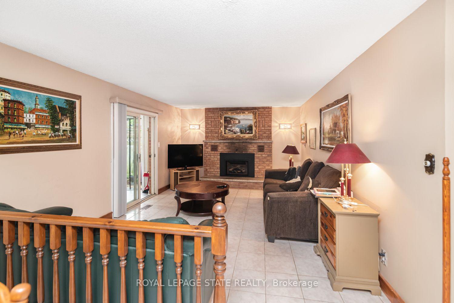 Photo 16 of 10 Atlas Street, Hamilton, Stoney Creek Mountain — HOMEH