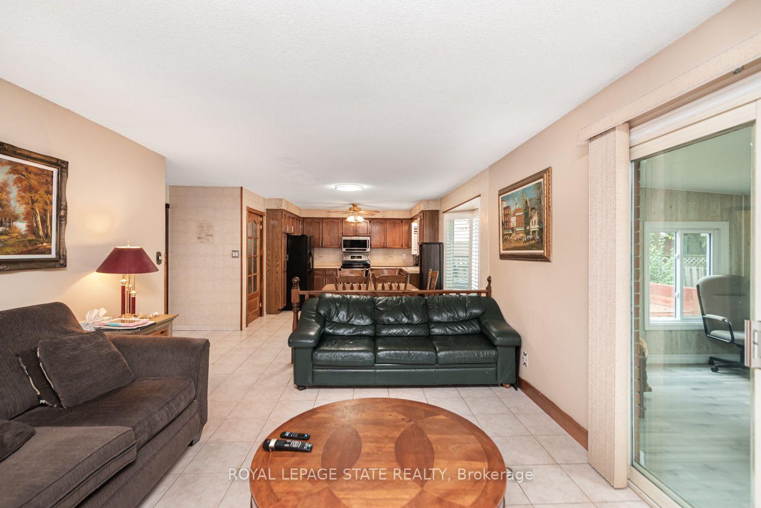 Photo 17 of 10 Atlas Street, Hamilton, Stoney Creek Mountain — HOMEH