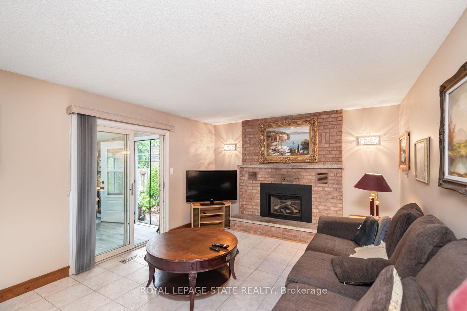 Photo 18 of 10 Atlas Street, Hamilton, Stoney Creek Mountain — HOMEH