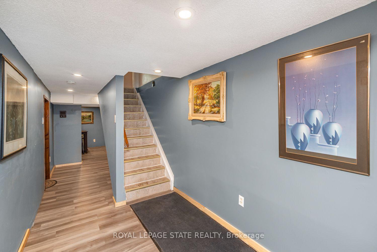 Photo 39 of 10 Atlas Street, Hamilton, Stoney Creek Mountain — HOMEH