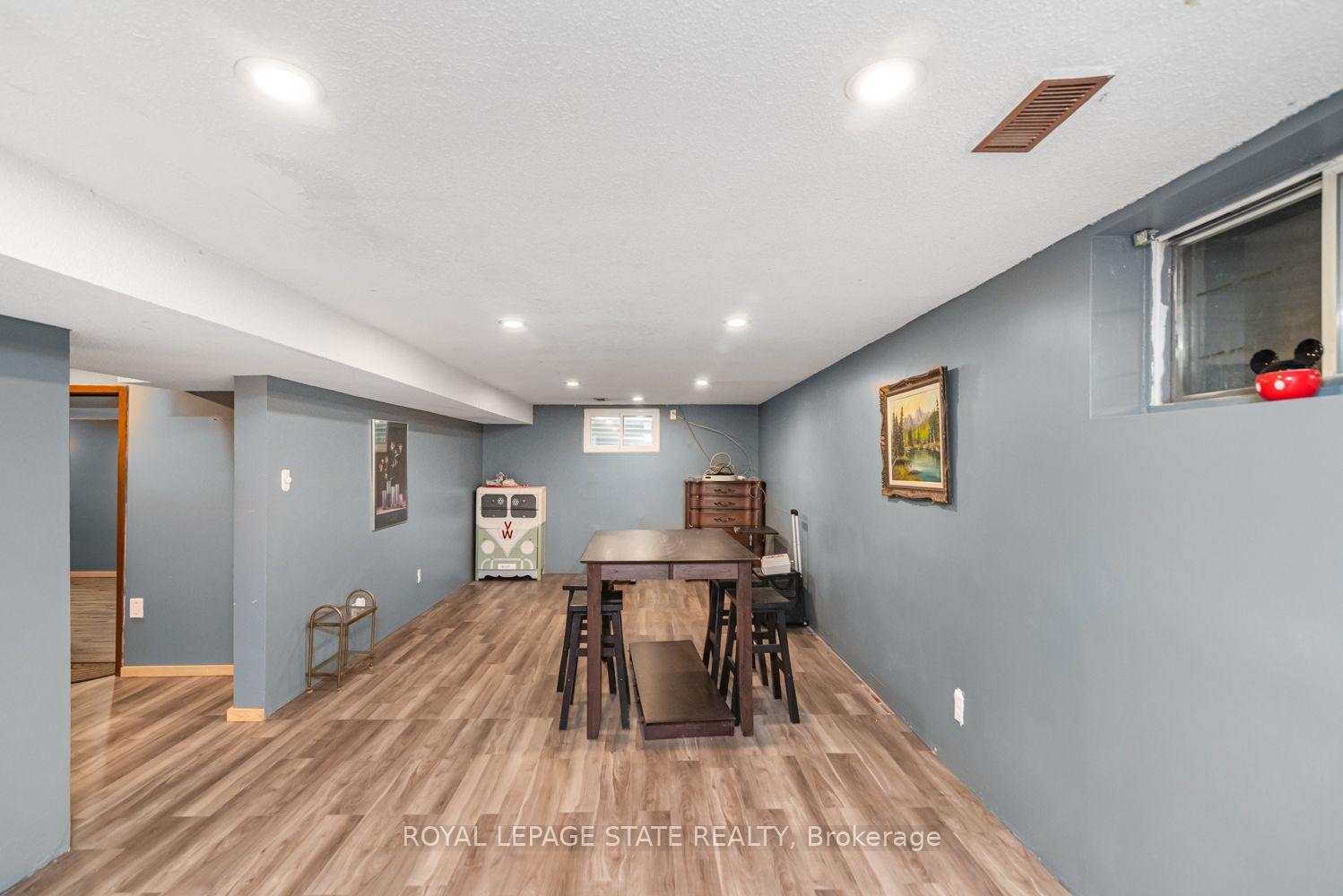 Photo 43 of 10 Atlas Street, Hamilton, Stoney Creek Mountain — HOMEH