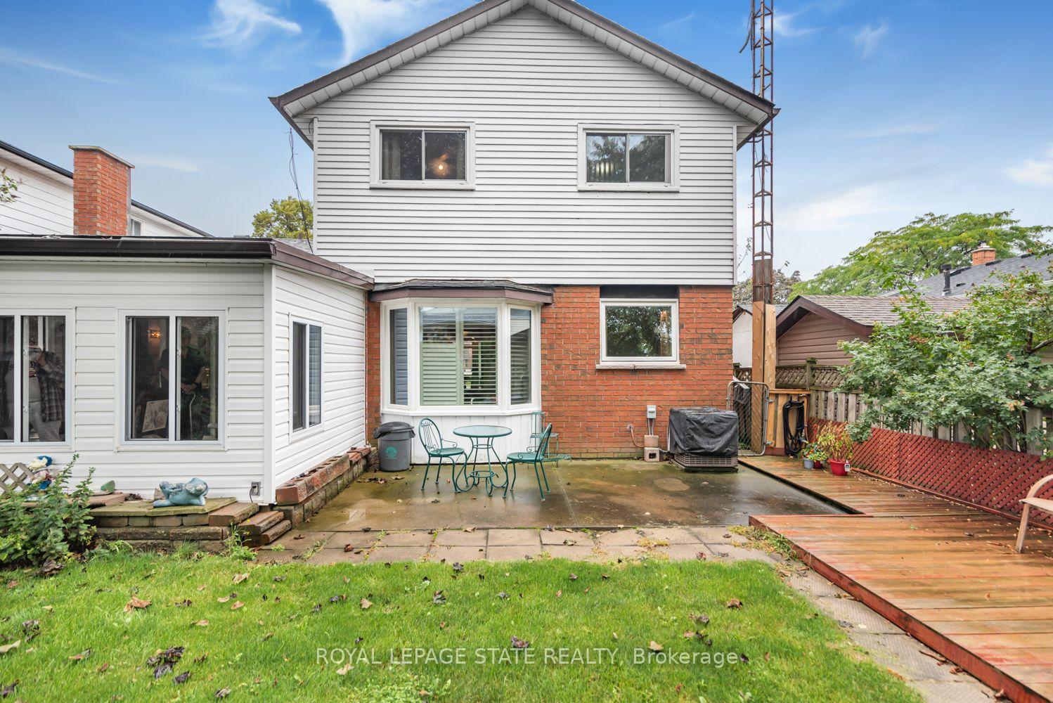 Photo 46 of 10 Atlas Street, Hamilton, Stoney Creek Mountain — HOMEH