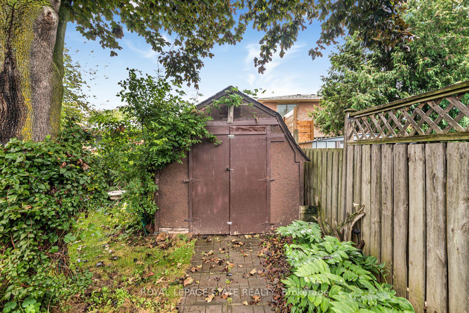 Photo 47 of 10 Atlas Street, Hamilton, Stoney Creek Mountain — HOMEH
