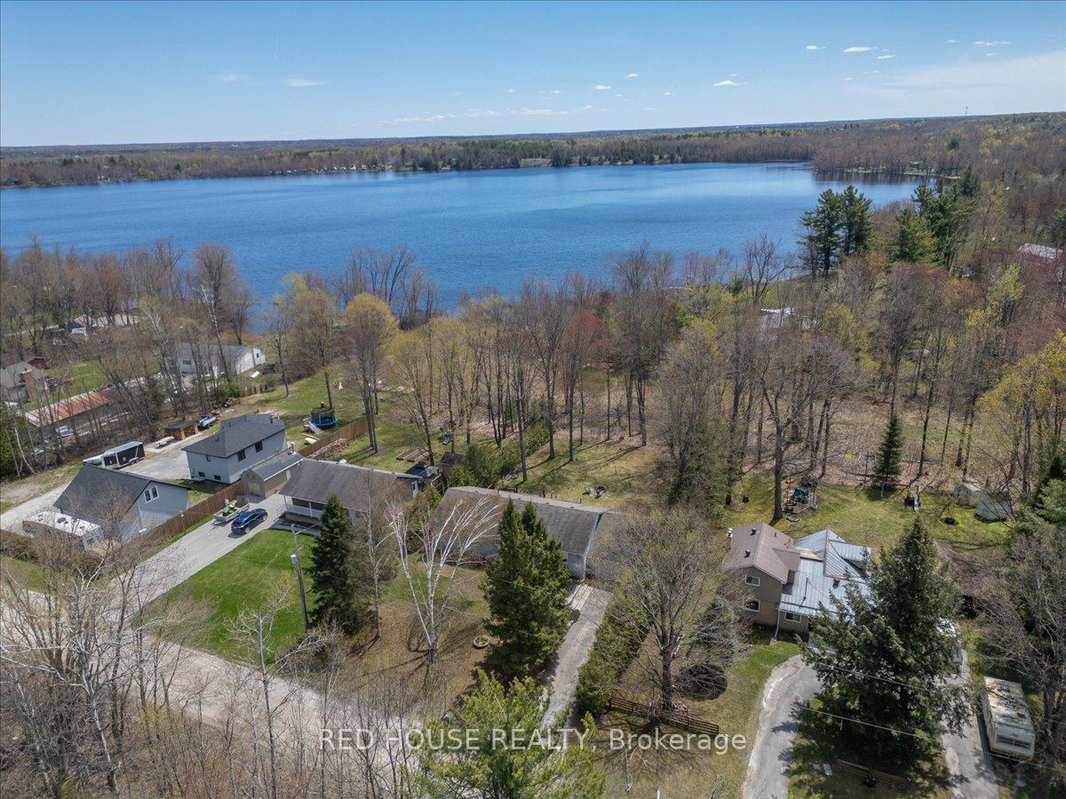 Photo 2 of 32 Mcleish Drive, Kawartha Lakes, Dalton — HOMEH