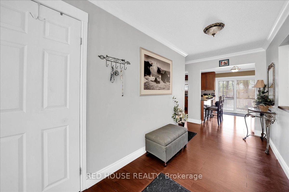 Photo 4 of 32 Mcleish Drive, Kawartha Lakes, Dalton — HOMEH