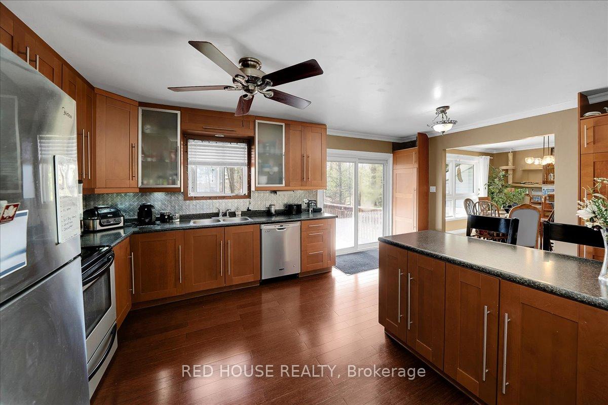 Photo 8 of 32 Mcleish Drive, Kawartha Lakes, Dalton — HOMEH