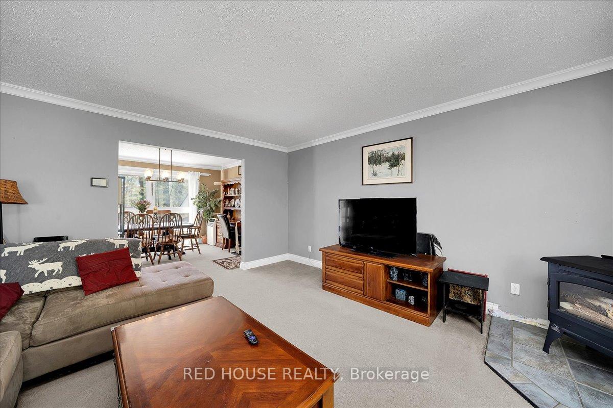 Photo 12 of 32 Mcleish Drive, Kawartha Lakes, Dalton — HOMEH