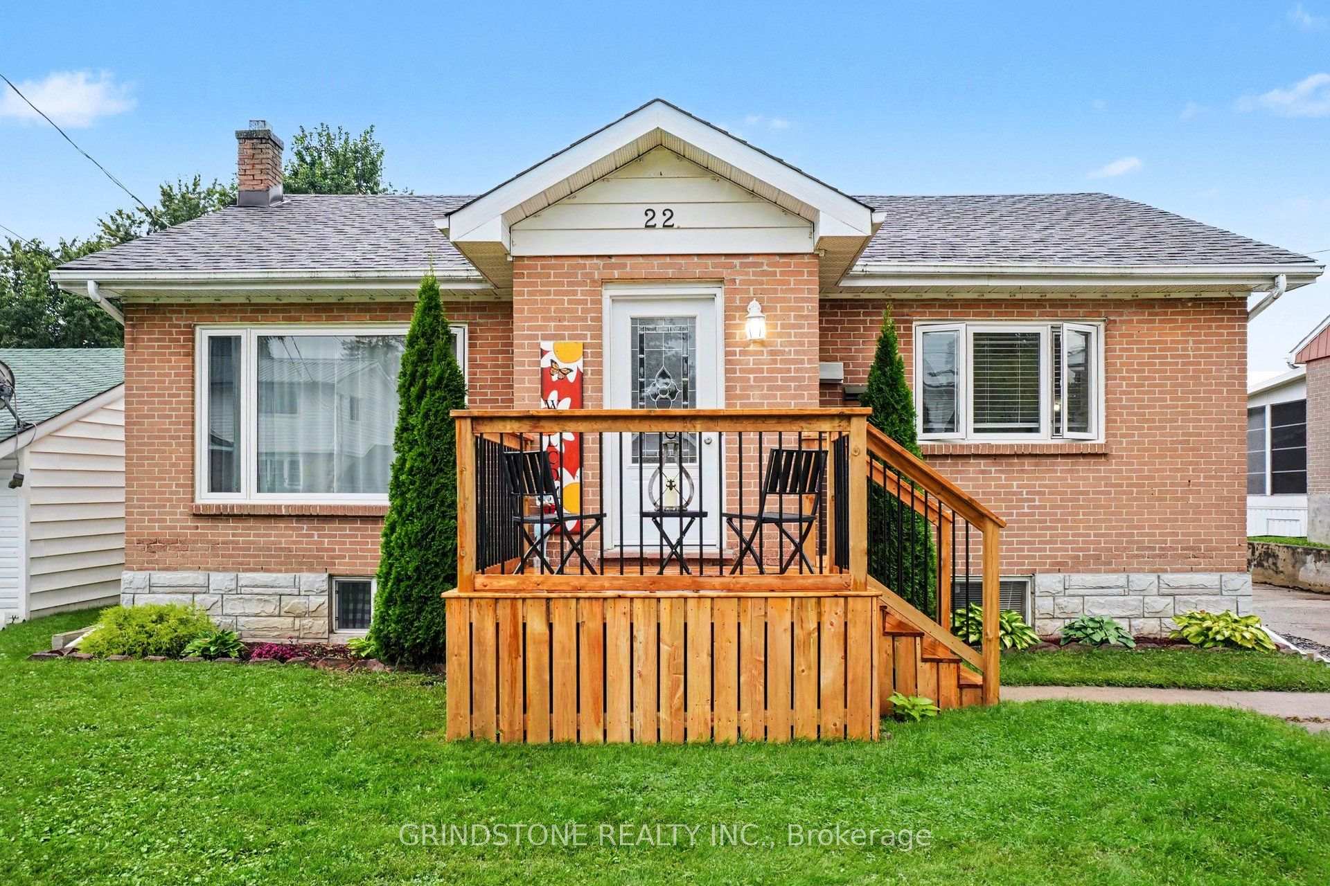 Photo 1 of 22 Greig Street, Smiths Falls, Smiths Falls — HOMEH