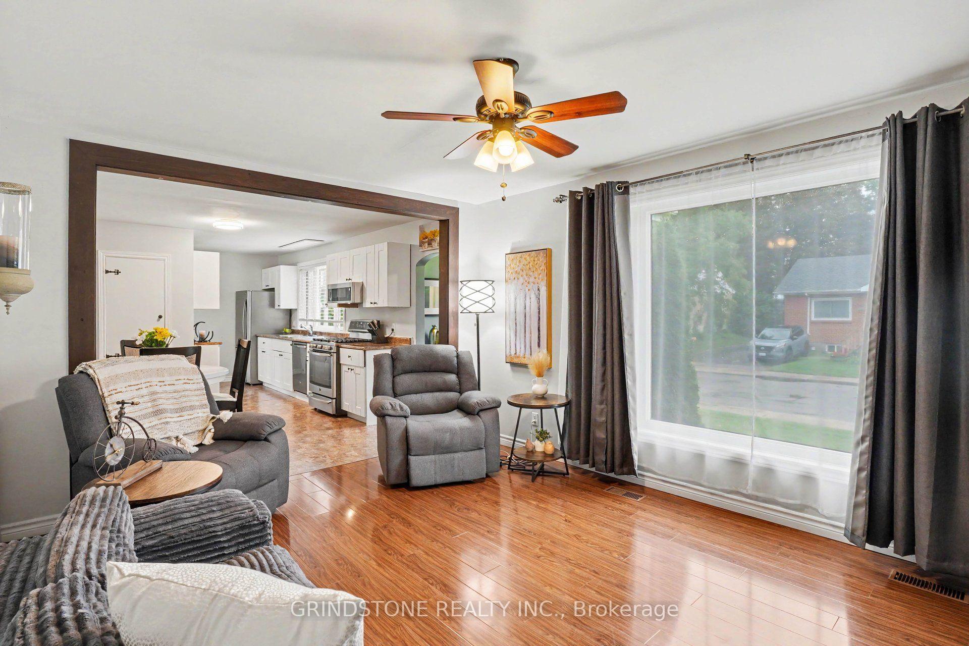 Photo 5 of 22 Greig Street, Smiths Falls, Smiths Falls — HOMEH