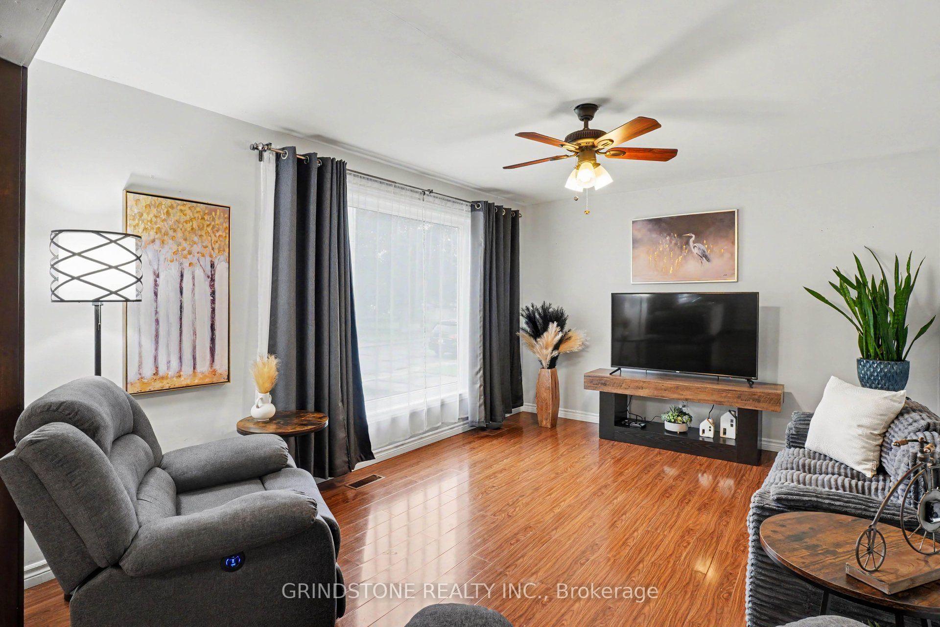Photo 7 of 22 Greig Street, Smiths Falls, Smiths Falls — HOMEH