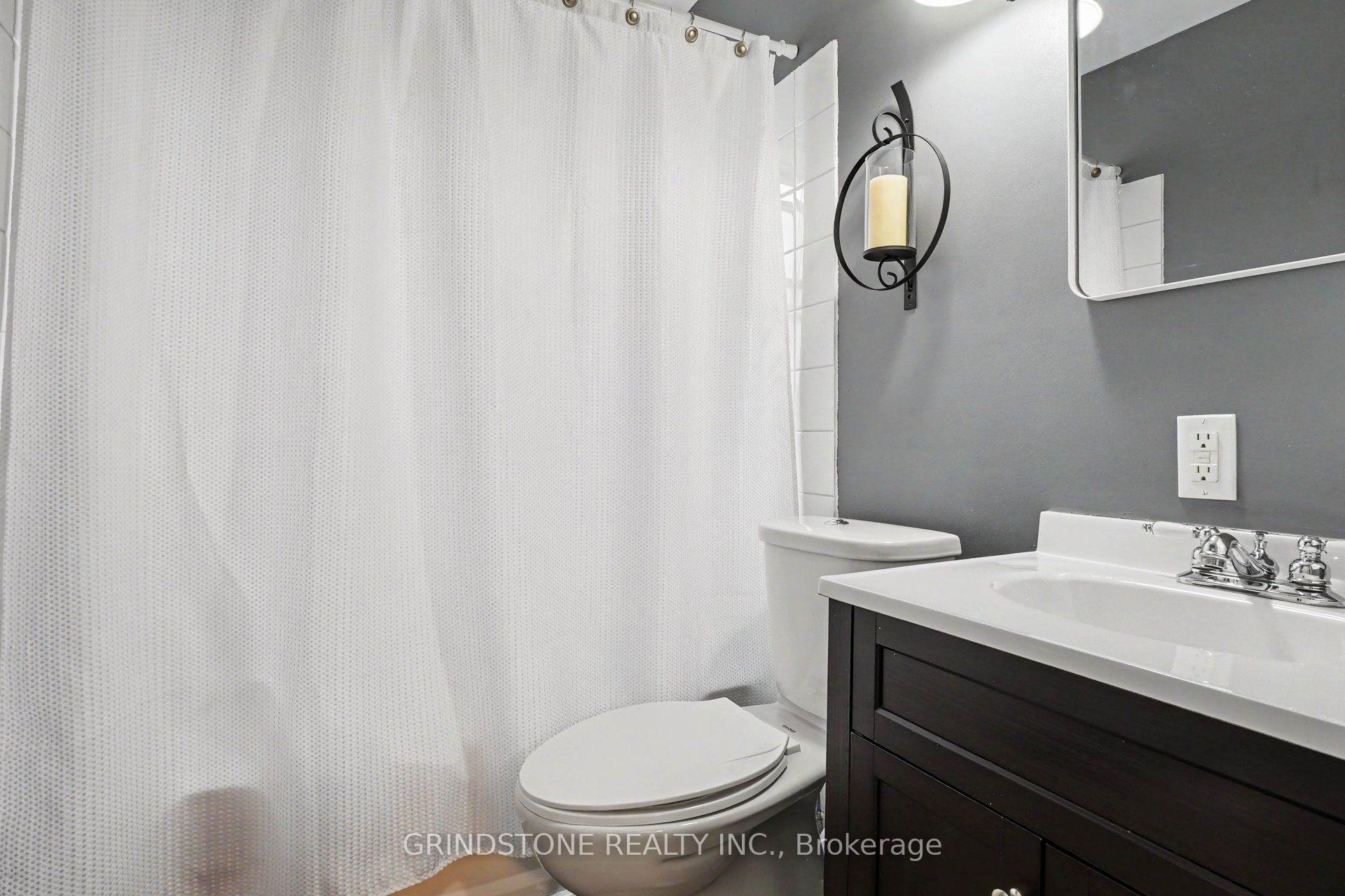 Photo 17 of 22 Greig Street, Smiths Falls, Smiths Falls — HOMEH