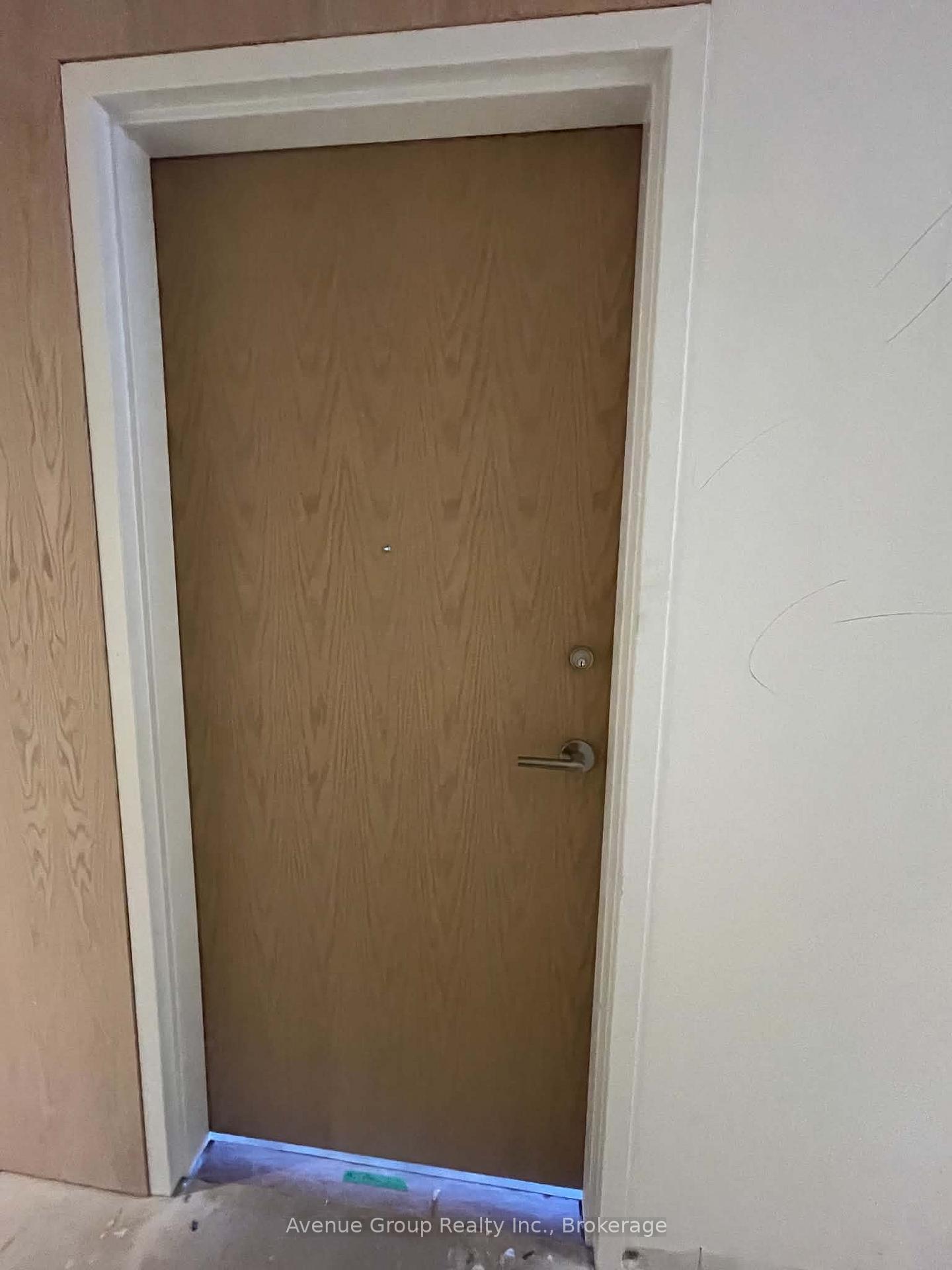 Photo 1 of Unit 813, 2825 Jane Street, North York, Glenfield-Jane Heights — HOMEH