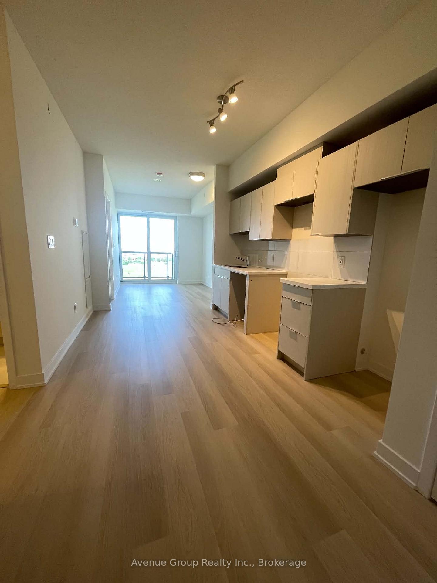Photo 2 of Unit 813, 2825 Jane Street, North York, Glenfield-Jane Heights — HOMEH