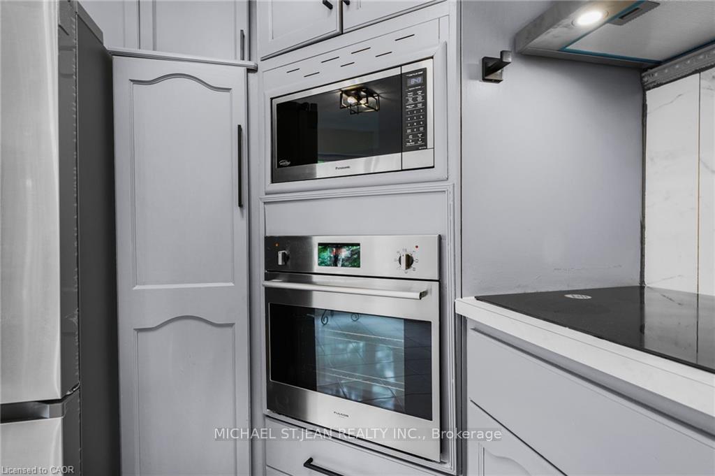 Photo 10 of Unit 204, 240 Quigley Road, Hamilton, Vincent — HOMEH