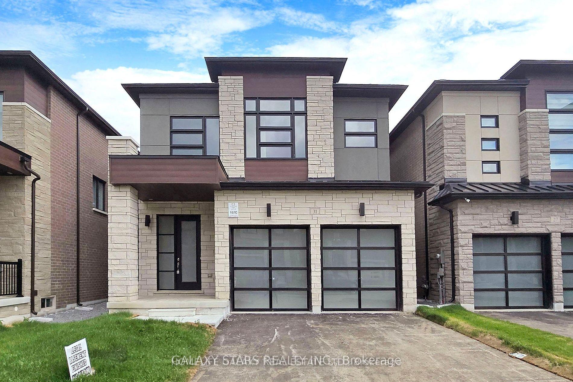 Photo 2 of 31 Sambro Lane, Whitchurch-Stouffville, Stouffville — HOMEH