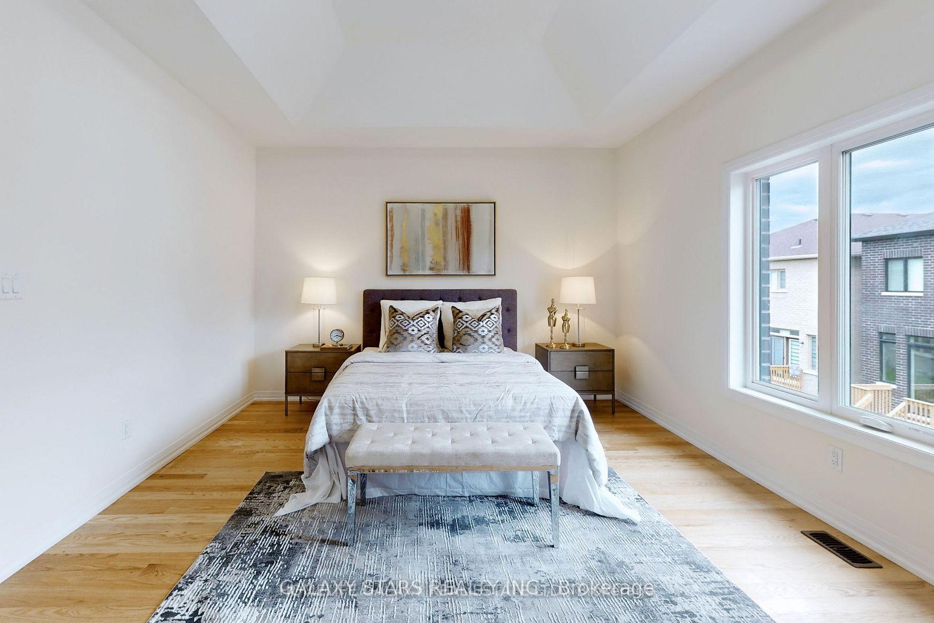 Photo 19 of 31 Sambro Lane, Whitchurch-Stouffville, Stouffville — HOMEH