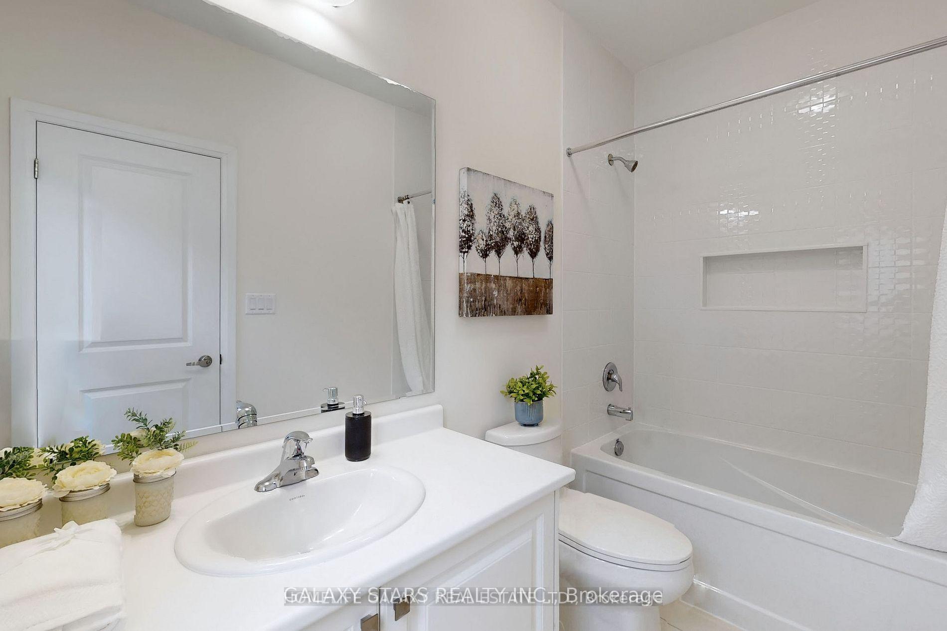 Photo 28 of 31 Sambro Lane, Whitchurch-Stouffville, Stouffville — HOMEH
