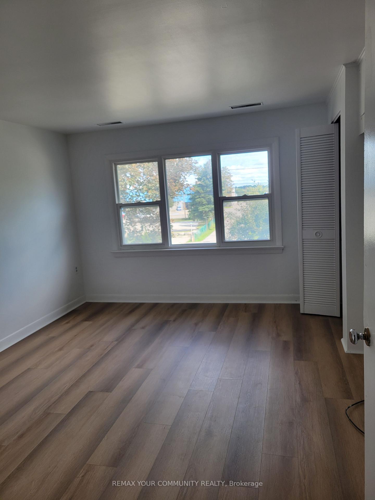 Photo 4 of Unit 2nd Floor, 12926 Highway 27, King, Nobleton — HOMEH