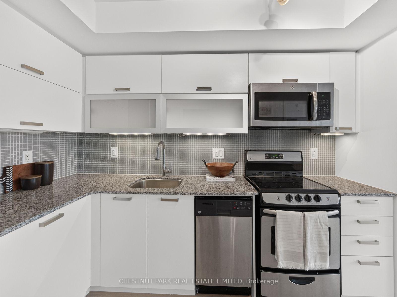 Photo 16 of Unit 2111E, 36 Lisgar Street, Toronto, Little Portugal — HOMEH