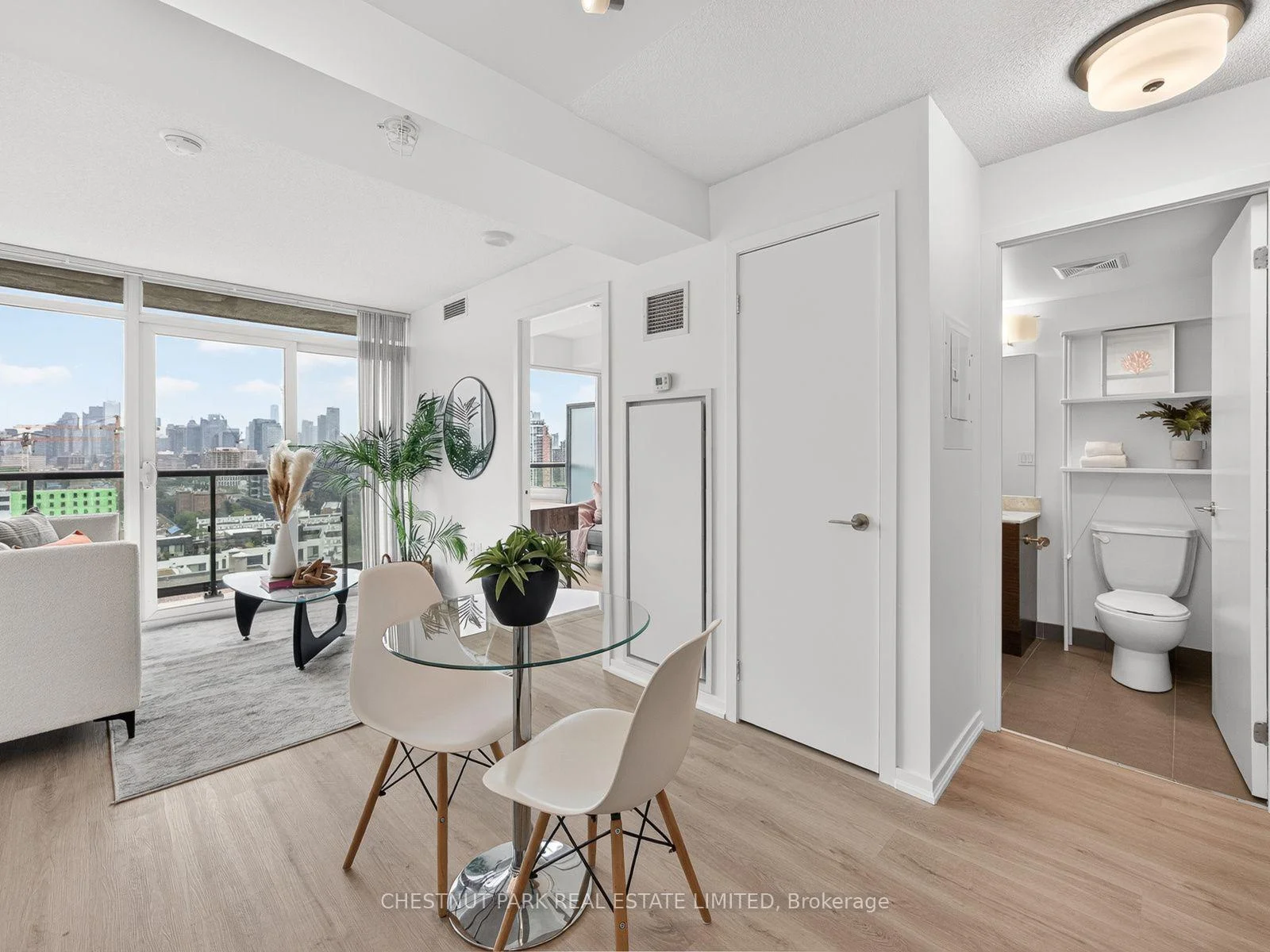 Photo 9 of Unit 2111E, 36 Lisgar Street, Toronto, Little Portugal — HOMEH