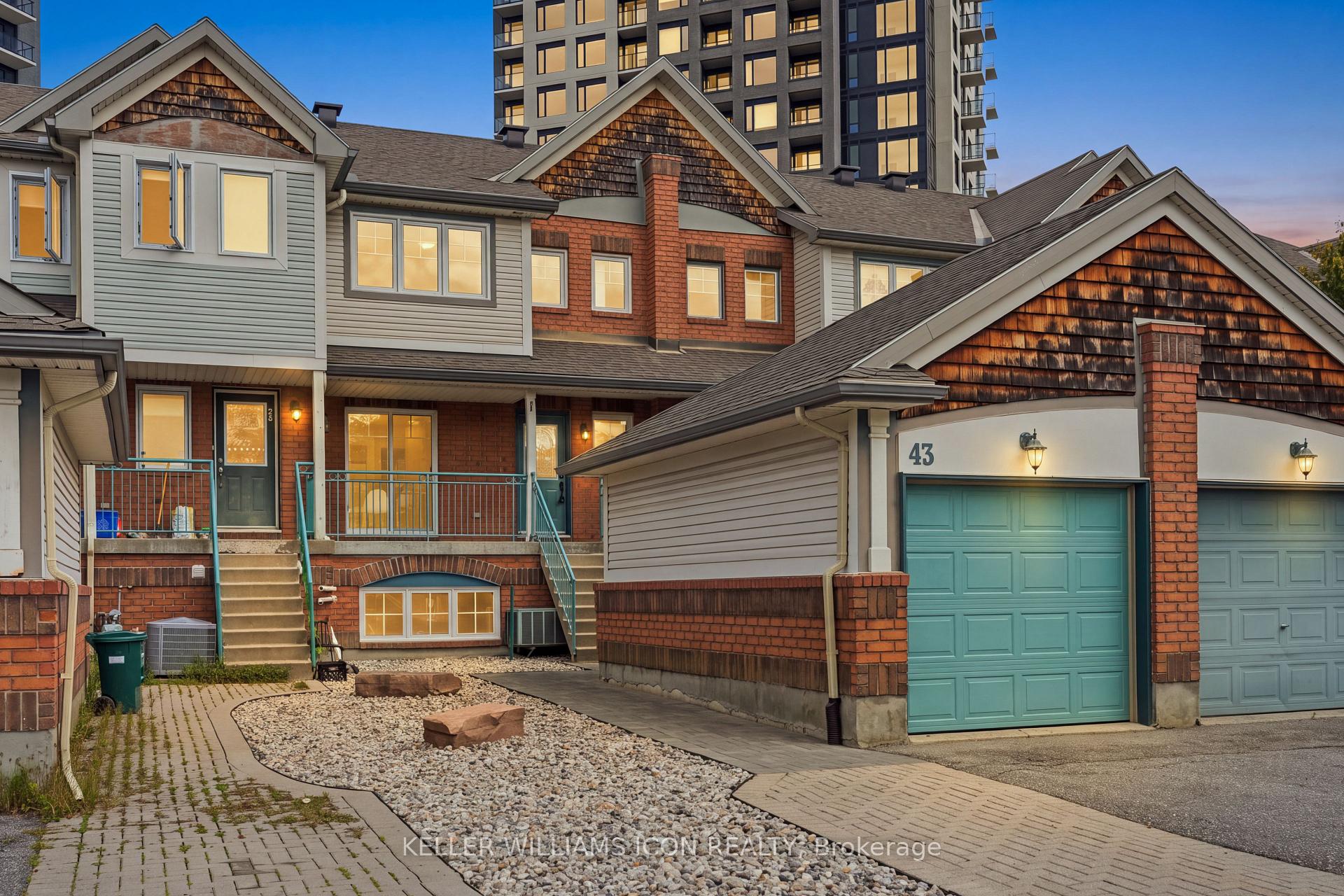 Photo 2 of 43 Thornbury Crescent, Ottawa, Centrepointe — HOMEH