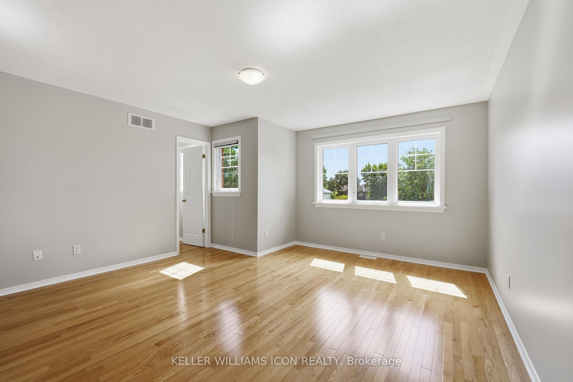 Photo 24 of 43 Thornbury Crescent, Ottawa, Centrepointe — HOMEH
