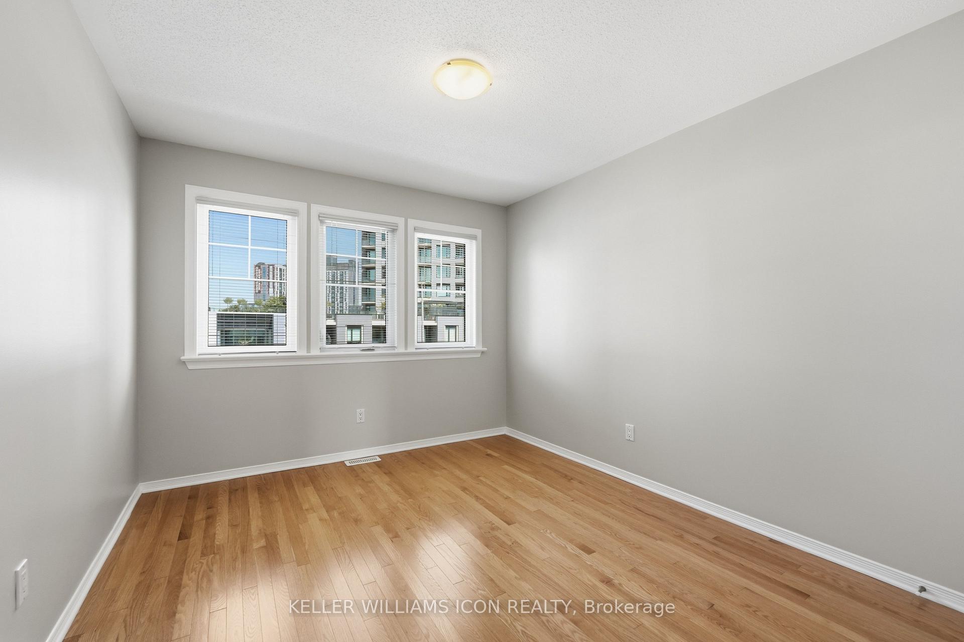 Photo 30 of 43 Thornbury Crescent, Ottawa, Centrepointe — HOMEH