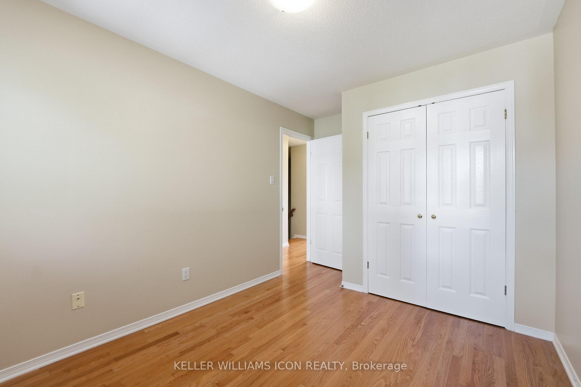 Photo 34 of 43 Thornbury Crescent, Ottawa, Centrepointe — HOMEH