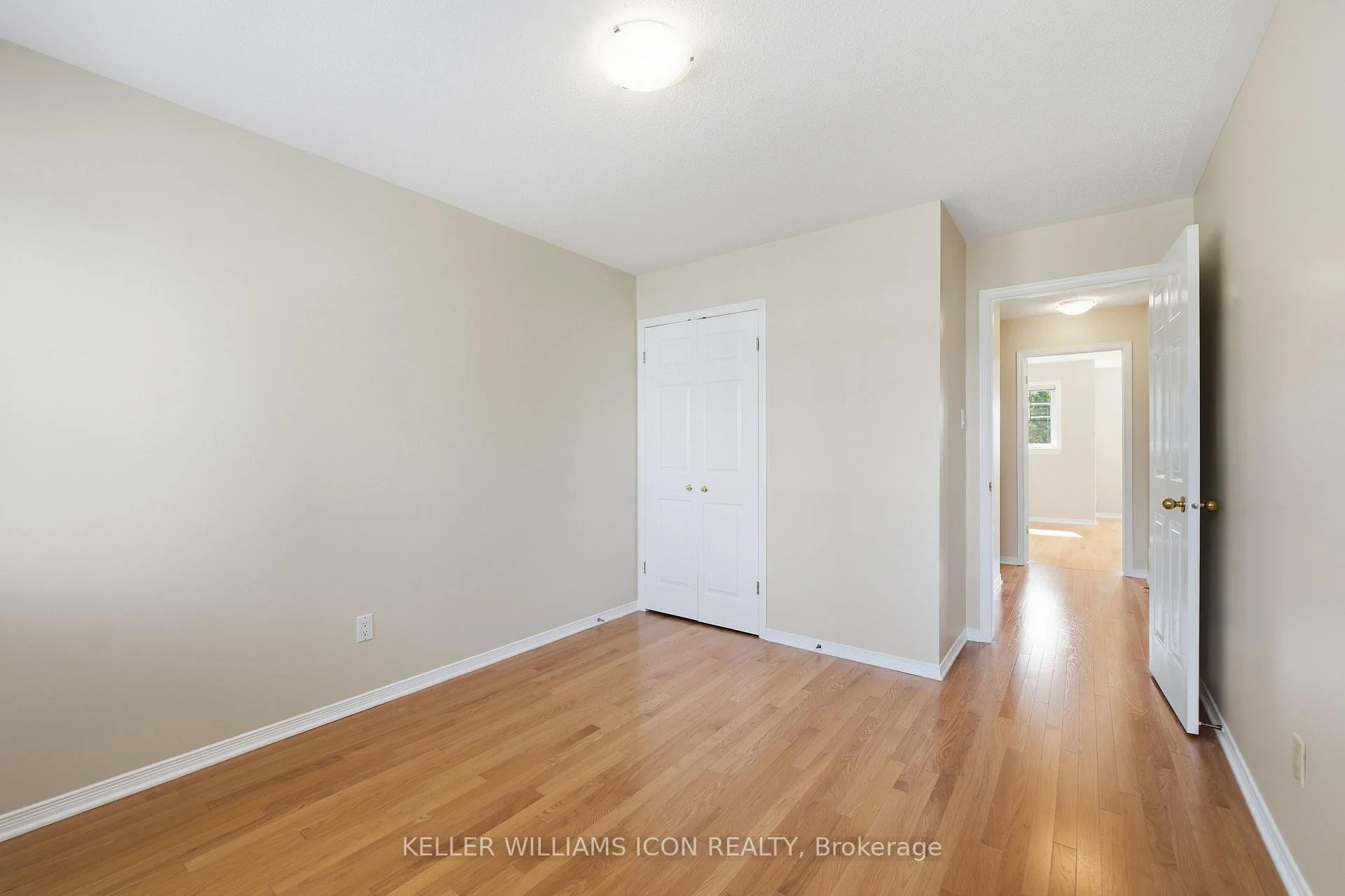 Photo 31 of 43 Thornbury Crescent, Ottawa, Centrepointe — HOMEH