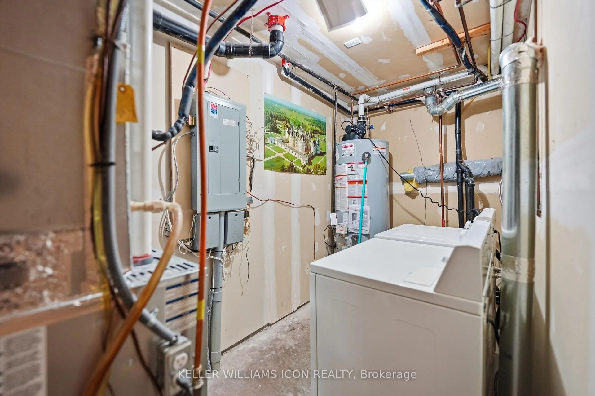 Photo 48 of 43 Thornbury Crescent, Ottawa, Centrepointe — HOMEH