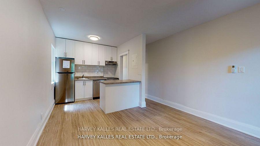 Photo 4 of Unit 6, 1065 Bathurst Street, Toronto, The Annex — HOMEH