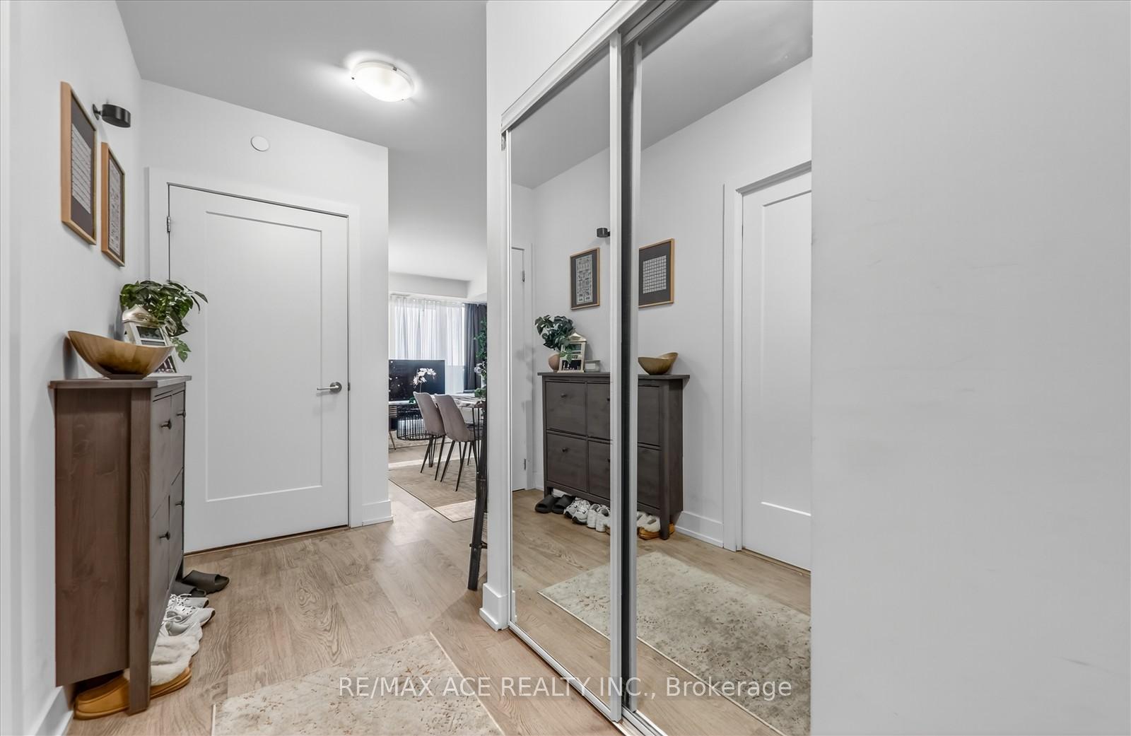 Photo 14 of Unit 809, 2550 Simcoe Street N, Oshawa, Windfields — HOMEH
