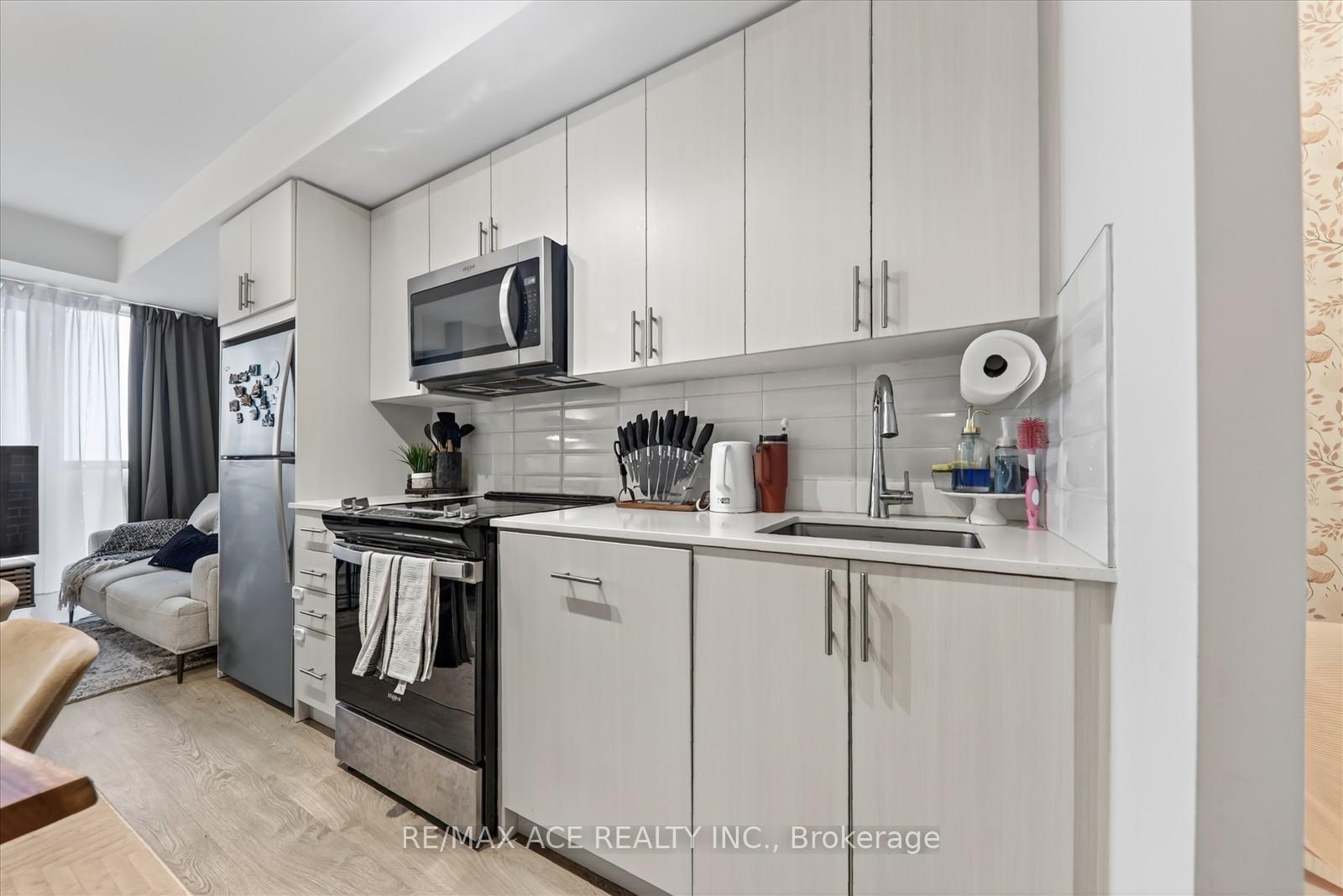 Photo 22 of Unit 809, 2550 Simcoe Street N, Oshawa, Windfields — HOMEH