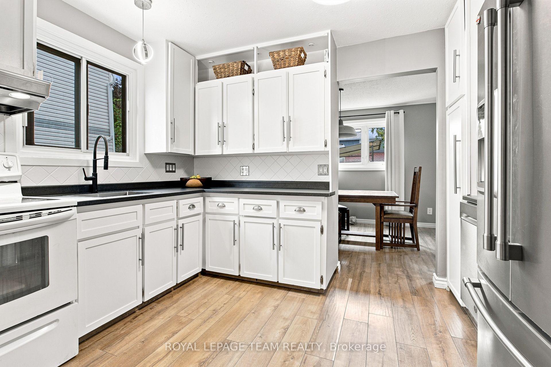Photo 12 of 25 Grady Crescent, Ottawa, Sheahan Estates/Trend Village — HOMEH