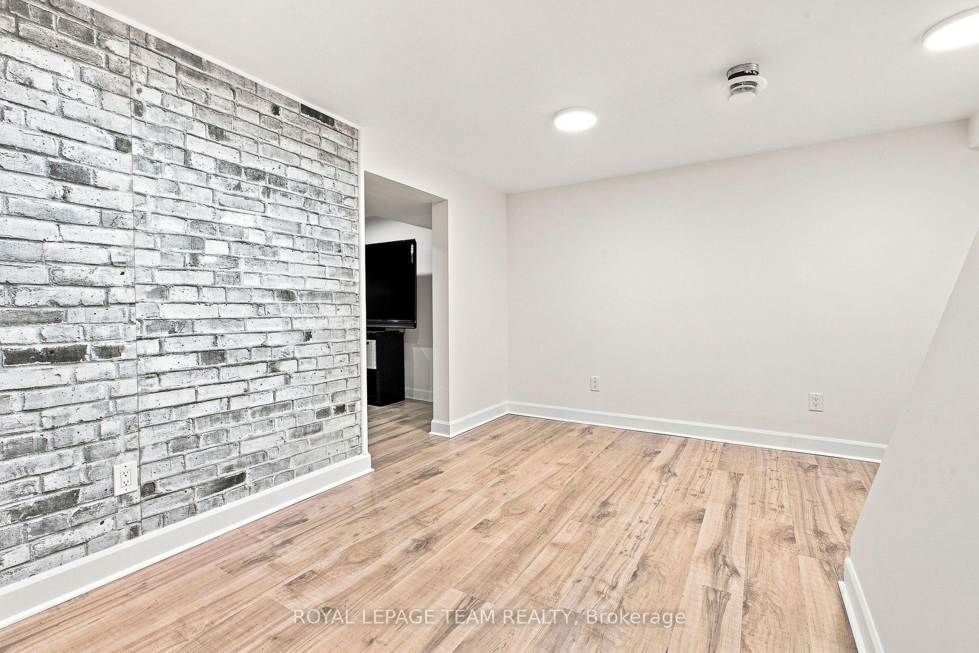 Photo 35 of 25 Grady Crescent, Ottawa, Sheahan Estates/Trend Village — HOMEH