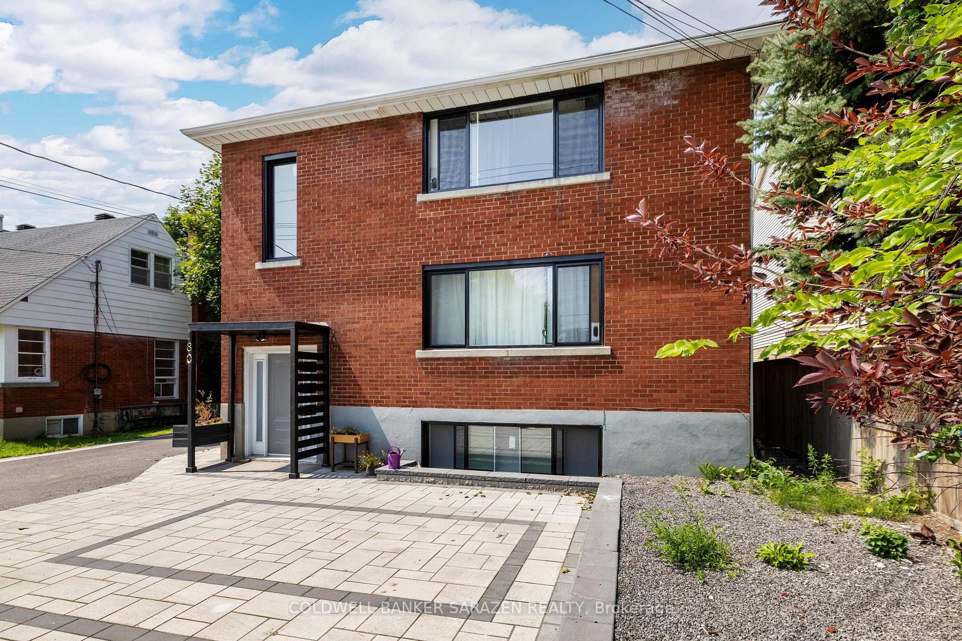 Front of Unit 1, 180 Woodroffe Avenue