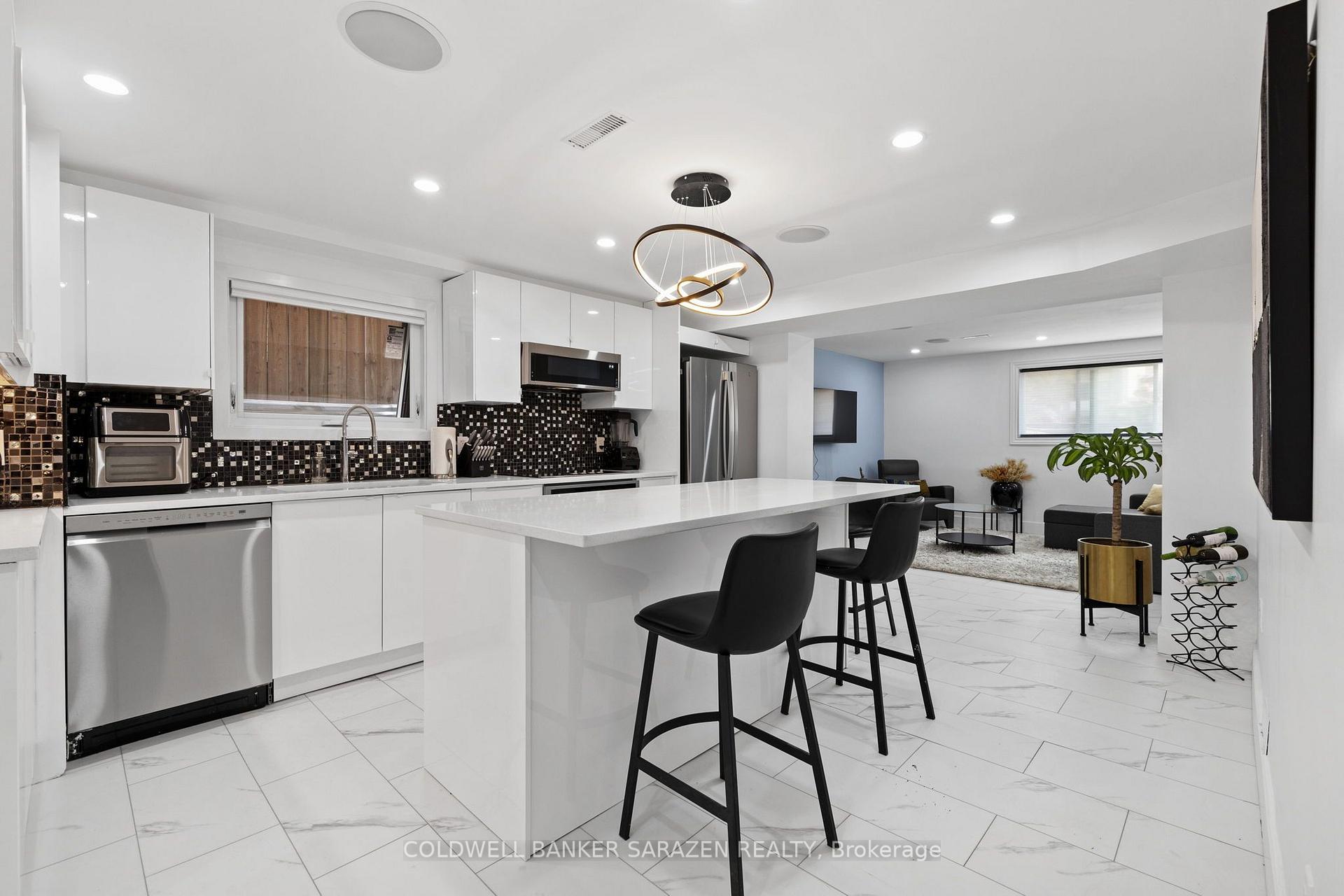 Photo 12 of Unit 3, 180 Woodroffe Avenue, Ottawa, Woodroffe — HOMEH
