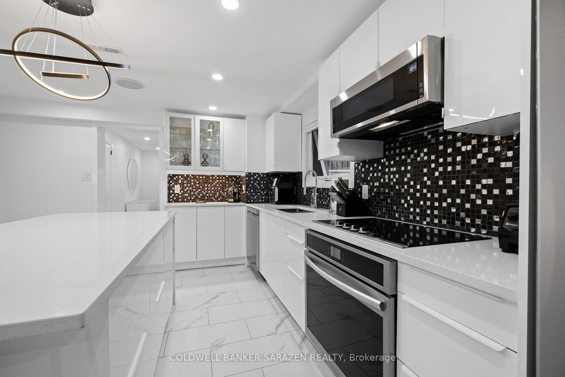 Photo 15 of Unit 3, 180 Woodroffe Avenue, Ottawa, Woodroffe — HOMEH