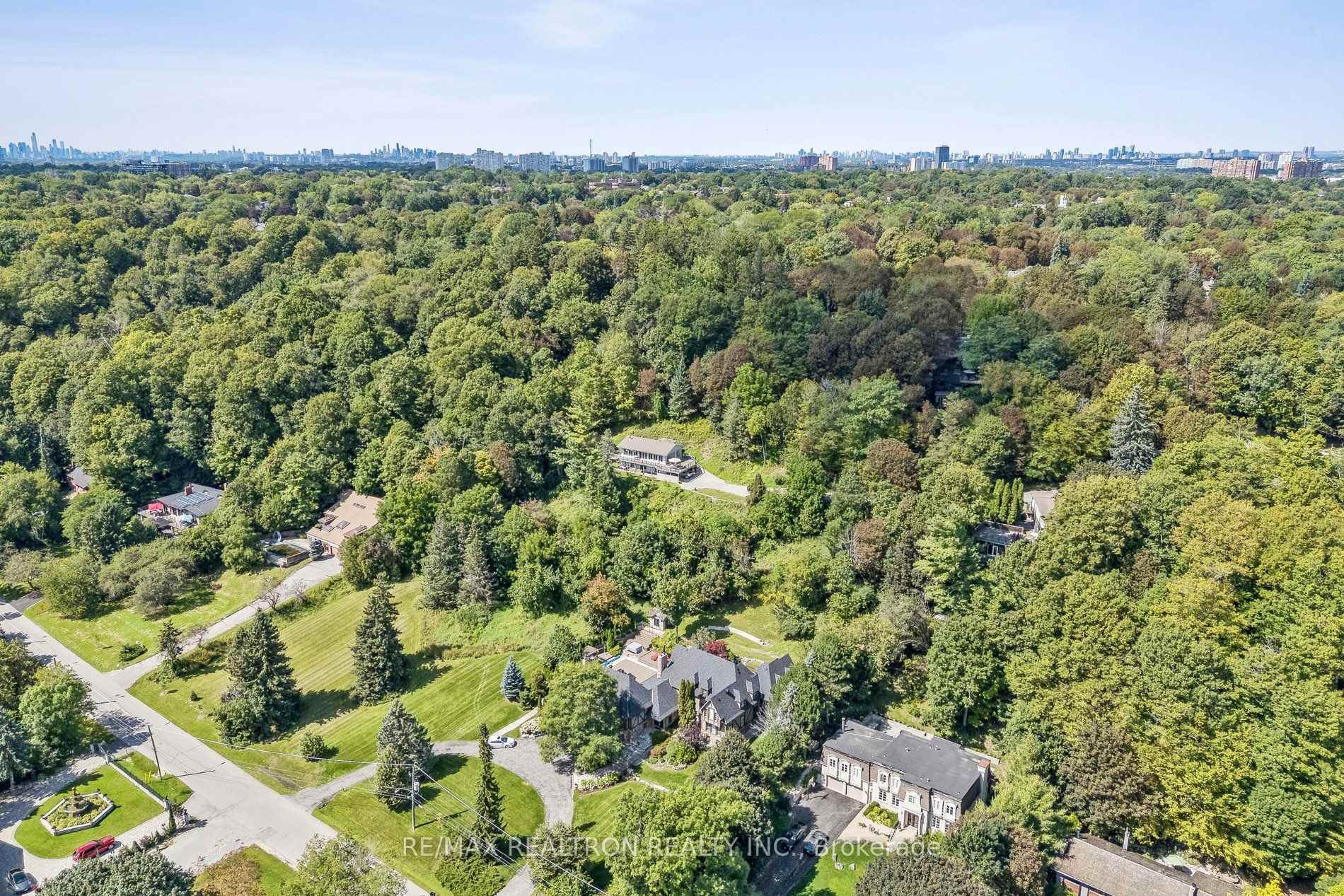 Photo 67 of 1 Ledge Road, Scarborough, Cliffcrest — HOMEH