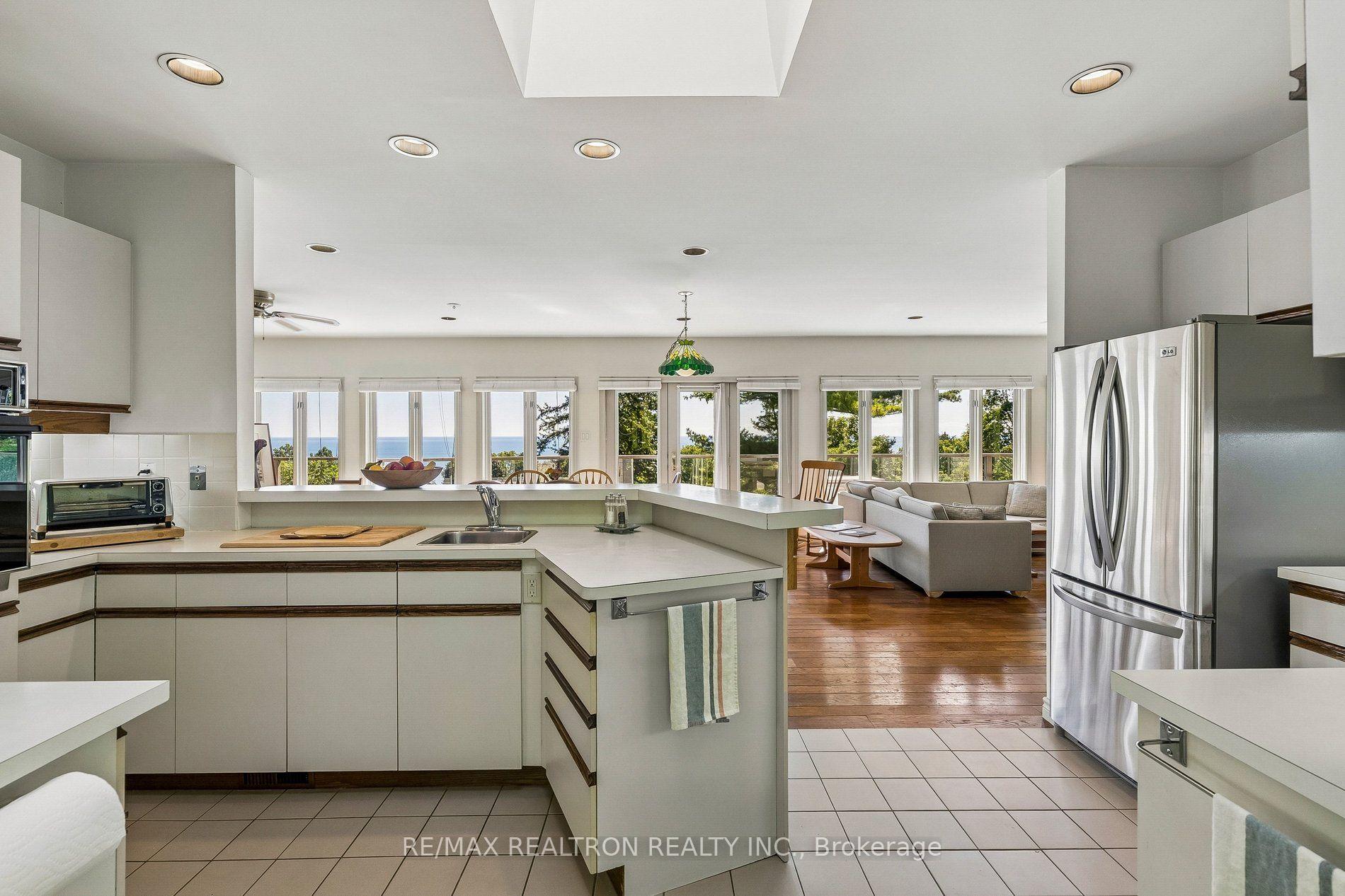 Photo 29 of 1 Ledge Road, Scarborough, Cliffcrest — HOMEH