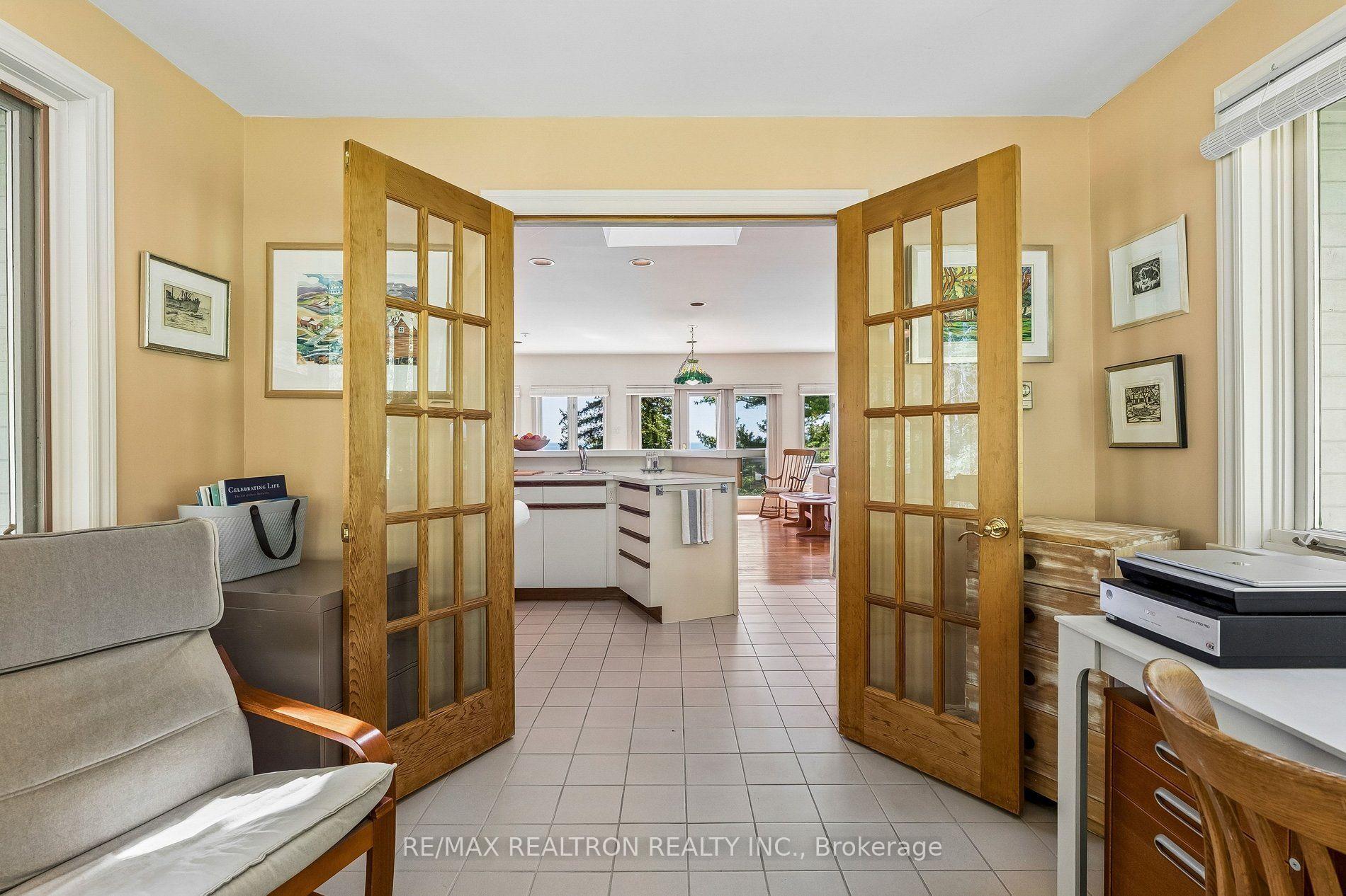 Photo 31 of 1 Ledge Road, Scarborough, Cliffcrest — HOMEH