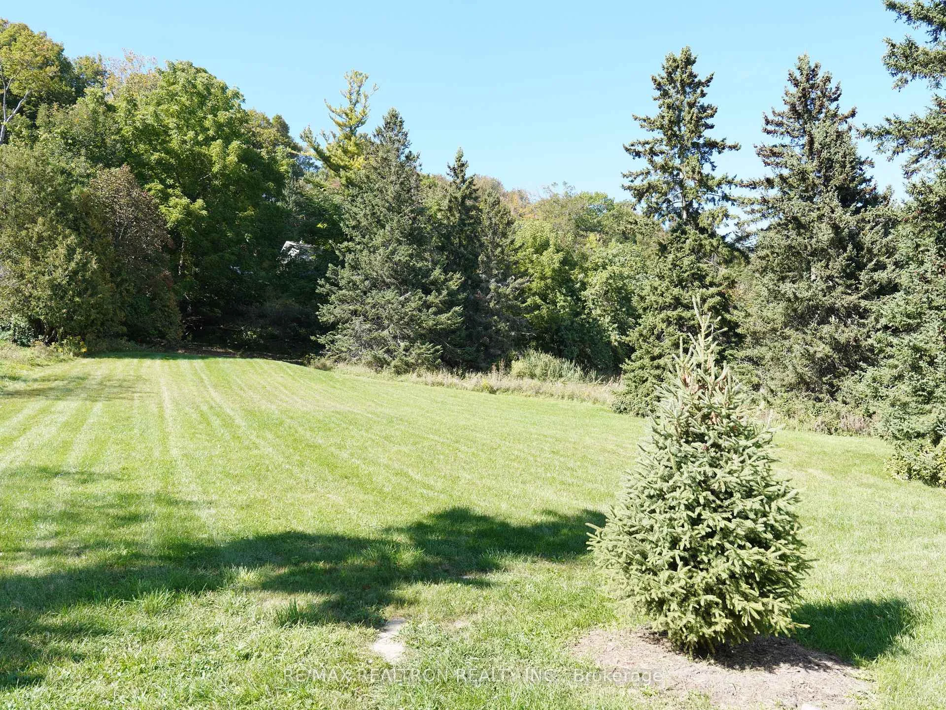 Photo 9 of 1 Ledge Road, Scarborough, Cliffcrest — HOMEH