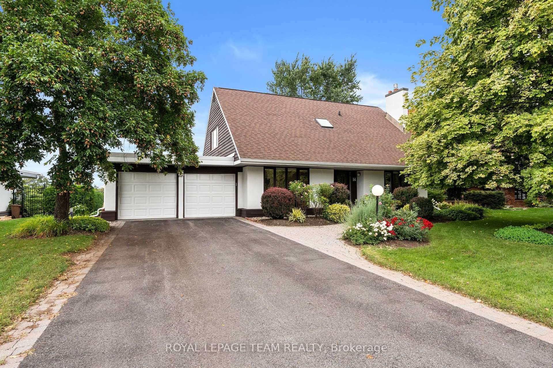 Photo 1 of 14 Lismer Crescent, Ottawa, Kanata - Beaverbrook — HOMEH